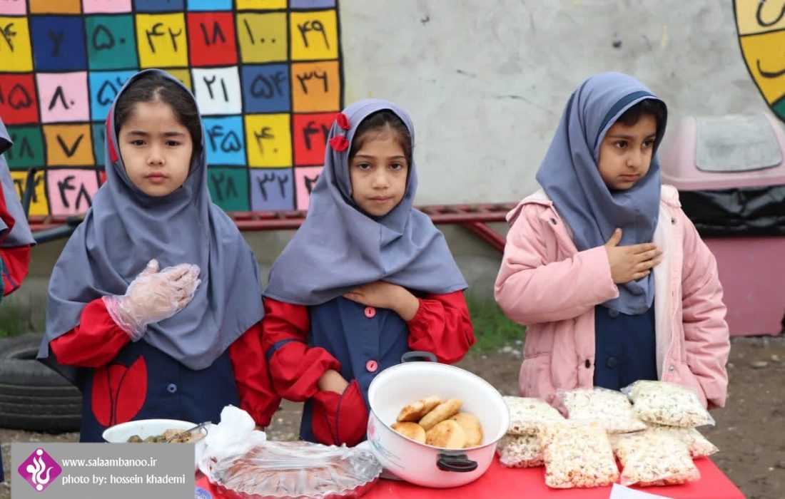 به مناسبت هفته ملی مازندران در دبستان غیر دولتی ریحانه‌النبی(س) فریدونکنار