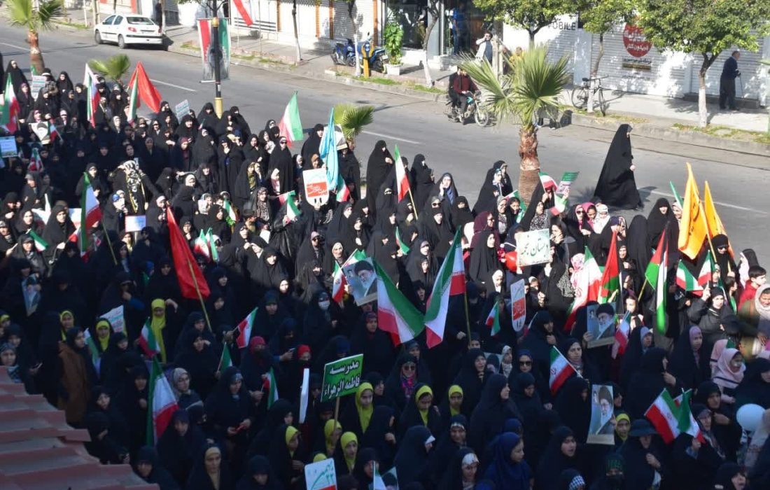 حماسه حضور زنان فریدونکناری در ۴۵ سالگی بهار انقلاب