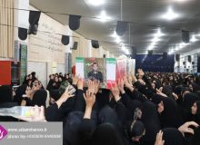 وداع مادرانه با پیکر شهید قربان‌زاده