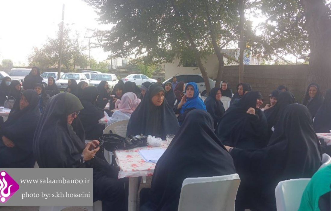 گردهمایی بانوان روستای سوته فریدونکنار در هفته سلامت روان